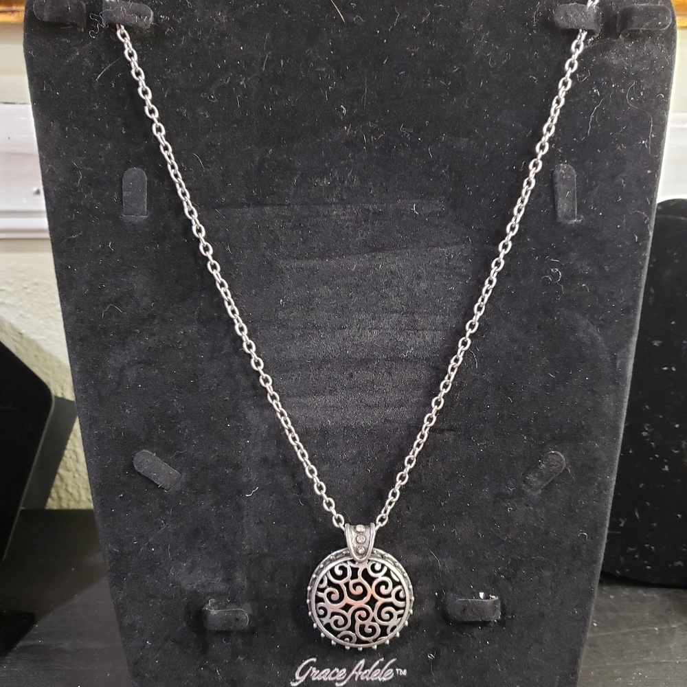 Grace Adele Tendril Scroll Necklace